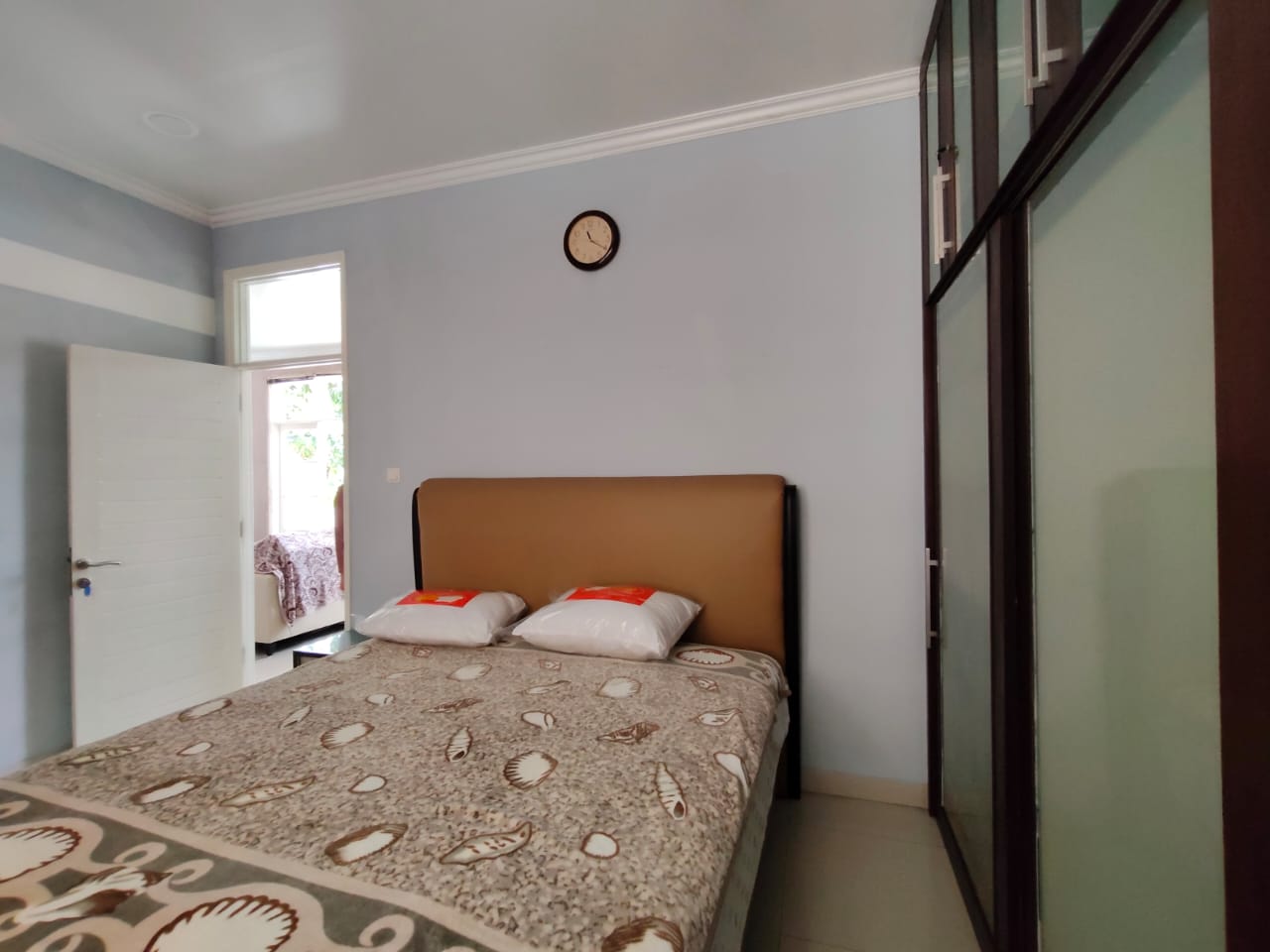 Rumah Disewakan di Cluster Taman Beverly Lippo Cikarang